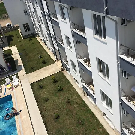 ınci Apart & *
